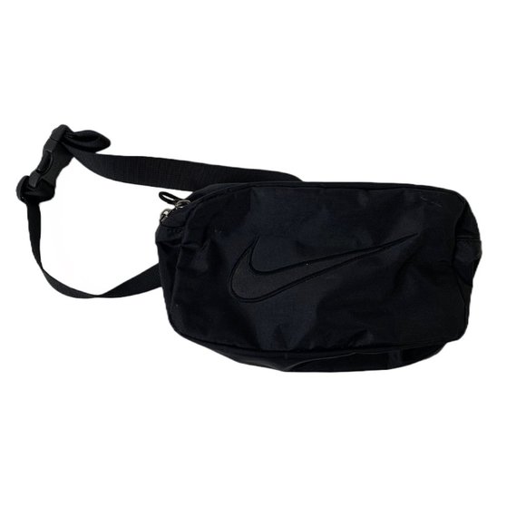 Nike Bags Nike Running Fanny Pack In Black Poshmark